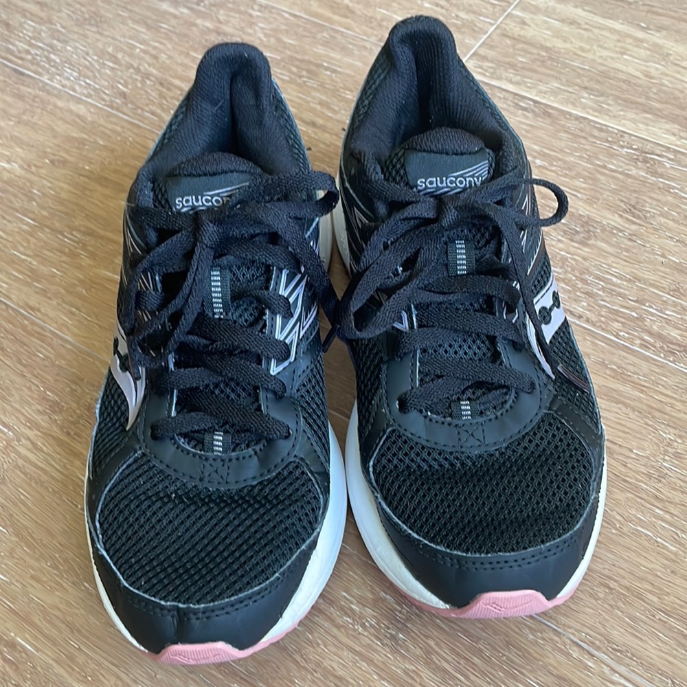 Saucony Cohesion Athletic Shoes, Women’s Size 8